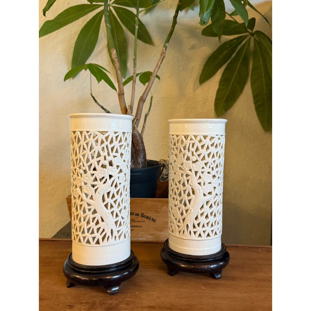 Set of 2 VTG Blanc de Chine White Porcelain Cherry Blossom Table Lamps
